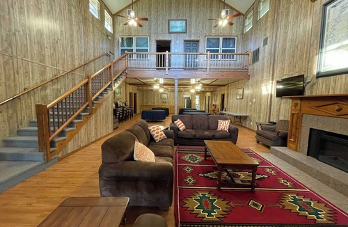 Zwolle Cabin | Spacious Lodge Retreat | Sleeps 24 | 8 Suites | Decks, Pond Views & Gathering Spaces