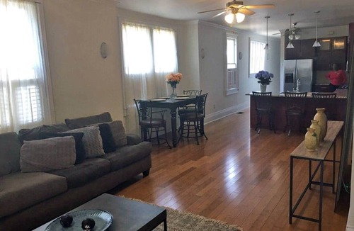 Broadmoor Apartment | Spacious Napoleon Avenue Mardi Gras Apartment