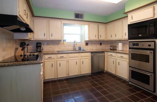 Barker House | Spacious & Quiet 5 beds, 3.5 bathroom home away from home in Katy, Texas