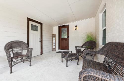 Shearer Hills - Ridgeview House | Spacious San Antonio Retreat w/Private Patio!