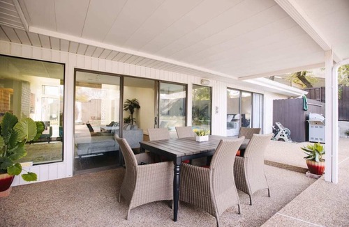 Lake Highlands House | Spacious Sleeps 20 with Heated Pool & Game Room by Uptown Dallas