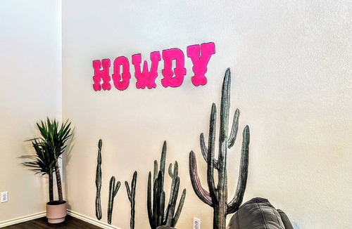 Fort Worth House | Spacious Stockyards, AT&T Center, Dallas and Fort Worth