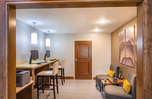Rio Apartment | Spacious Studio | Free Breakfast + Pool Access