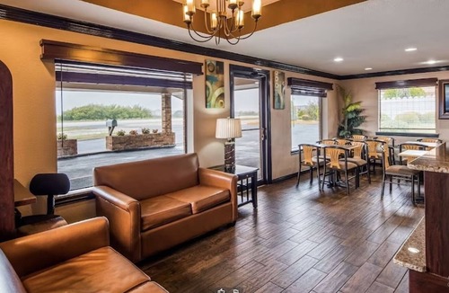 Decatur Hotel | Spacious Two Queen Non-Smoking Quarters, Scottish Inns - Near Decatur Square