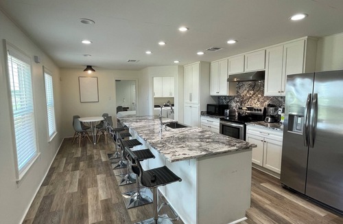 Buras-Triumph House | Sportsman’s 3BR Mobile Home w/ Ample Parking for Boats