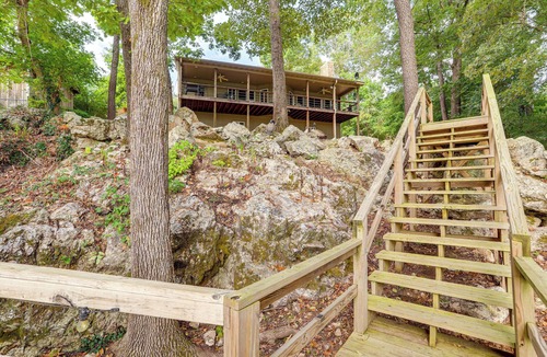 Mammoth Spring Cottage | Spring River Vacation Rental w/Deck & Views