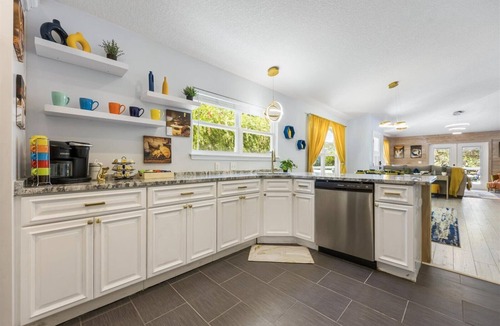Vilano Beach Villa | St. Augustine Villa – Walk to Beach, Hot Tub & Fire Pit