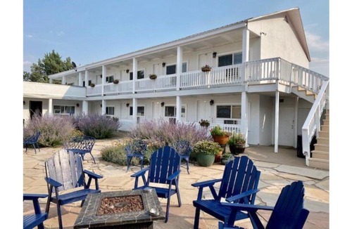 Cimarron Hotel | St James A3