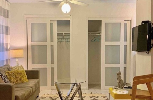 Oak Lawn Apartment | Stay in Style! Heart of Dallas 106
