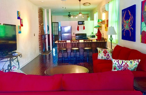 Algiers Point House | Stay steps from the French Quarter at Art House, nestled in lovely Algiers Point
