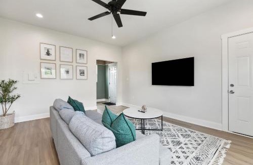 Baton Rouge Apartment | StayAE Downtown - 1BR Apartment, Second Floor