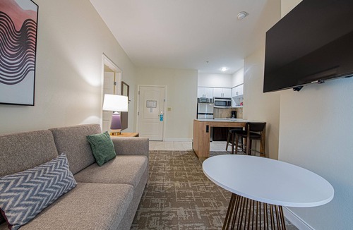 Lafayette Hotel | Staybridge Suites Lafayette by IHG