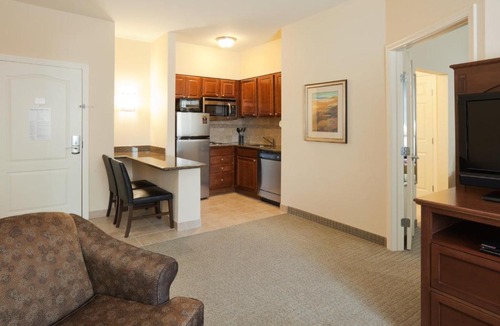 Lafayette Hotel | Staybridge Suites Lafayette-Airport by IHG