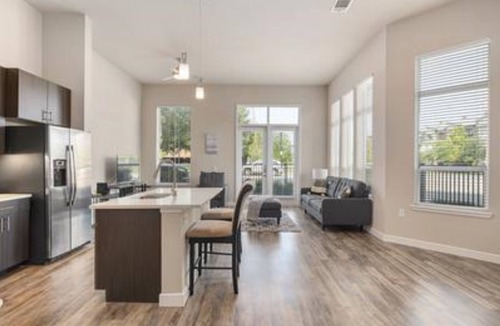 Richardson Apartment | StayOvr at Galatyn Park - Richardson