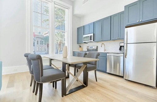 Central Business District Hotel | Steps to Bourbon Street | Superior 2BDR Suite