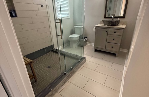 Broadmoor Apartment | STR 30-90 day rental. Beautifully furnished, super pet friendly.