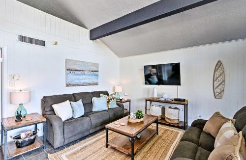 Pirates Beach House | Stroll to Galveston Beach: Home w/Outdoor Oasis