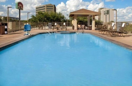 Shearer Hills - Ridgeview Apartment | Studio 15 Minutes from the Alamo! | Free Breakfast + Outdoor Pool and Hot Tub