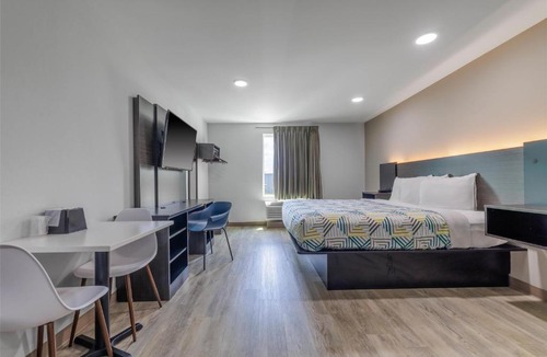 Gonzales Hotel | Studio 6 Gonzales, LA Baton Rouge Geismar Prairieville I 10