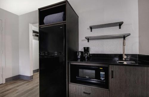 Medical Center District Hotel | Studio 6 San Antonio TX Northwest Medical Center