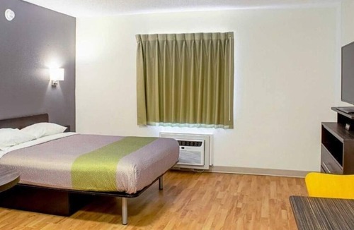 Springdale Hotel | Studio Lodge Springdale Cincinnati