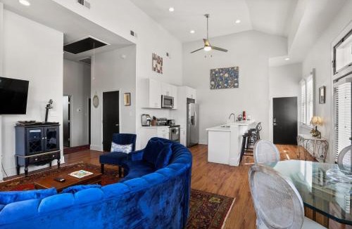 Saint Thomas Development Apartment | Stunning 2-Bedroom Garden District Newly Renovated