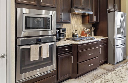 Wetmore House | Stunning Canyon Views - Pet Friendly, Six Flags 8 min, Spot Local Wildlife Below