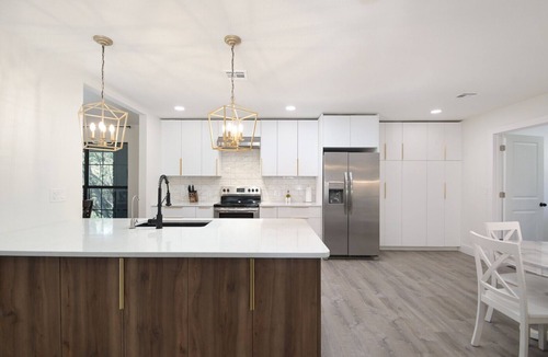 Cross Mountain House | Stunning Remodeled Vacation Home in Leon Springs, San Antonio