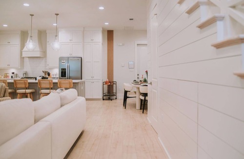 Biloxi House | Stunning Restful Haven | Restorative Amenities