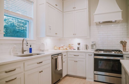Biloxi House | Stunning Restful Haven | Restorative Amenities