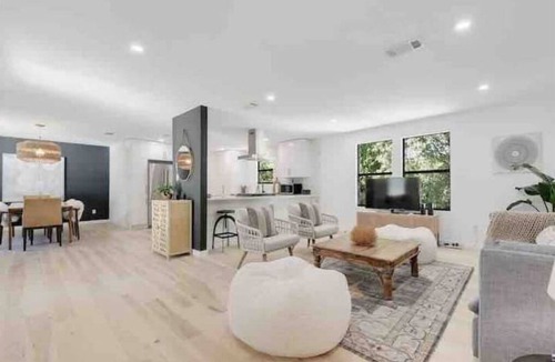 Austin House | Stylish home 15 minutes from S Congress and ACL