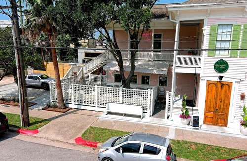 Crystal Beach Hotel | Sugars Inn Room 4 Historic NOLA Charm in Downtown Galveston