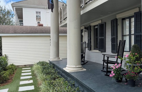 Lower Garden District House | SUMMER BLOCKBUSTER - FULLY FURNISHED SUMMER RENTAL WITH IDEAL LOCATION