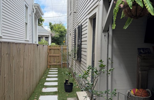Lower Garden District House | SUMMER BLOCKBUSTER - FULLY FURNISHED SUMMER RENTAL WITH IDEAL LOCATION