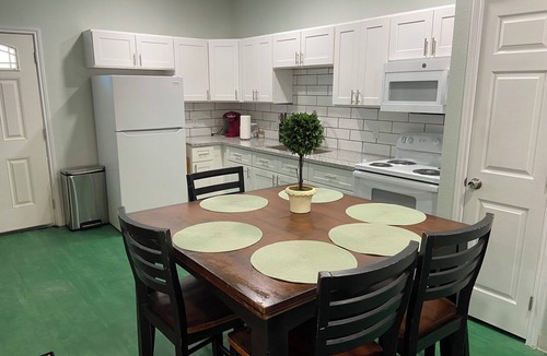 Robstown Apartment | Sun Kissed Haven Family Retreat