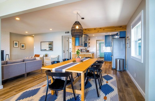 Granite Shoals House | Sun rays & lake waves on Lake LBJ! Lakefront, hot tub, SUP, fire pit, games!