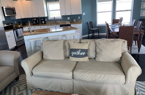 Galveston House | Sunny Beach Luxurious House with View, Sleeps 12, Steps From Beach