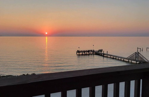 Port Lavaca House | SUNRISE ON MAG - Beach House
