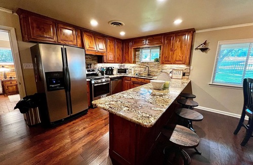 Whitney House | Sunset Paradise at Lake Whitney with hot tub and lake access