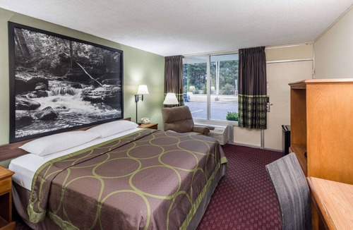 Hope Hotel | Super 8 by Wyndham Hope