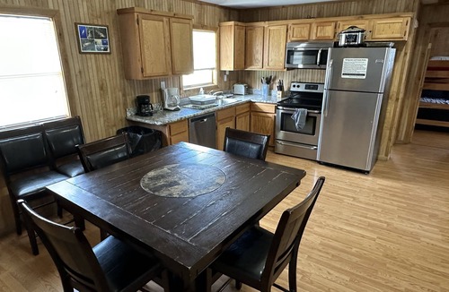 Venice Boat Rental | "Super Strike 1" houseboat - 2 BR/1.5 BA in Cypress Cove Marina - 6 beds