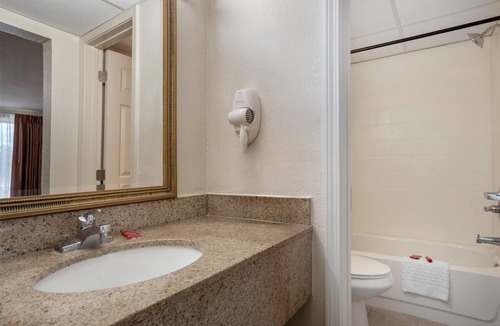 Gonzales Hotel | SureStay by Best Western Gonzales