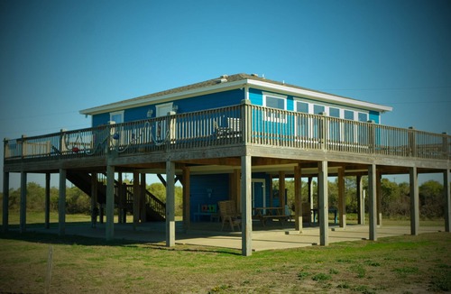 Port Bolivar House | Surf Shak: 2 BR, 2 BA House in Crystal Beach, Sleeps 8