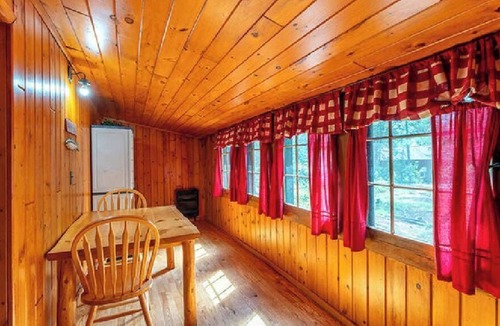 Ely Cottage | Tamarack .