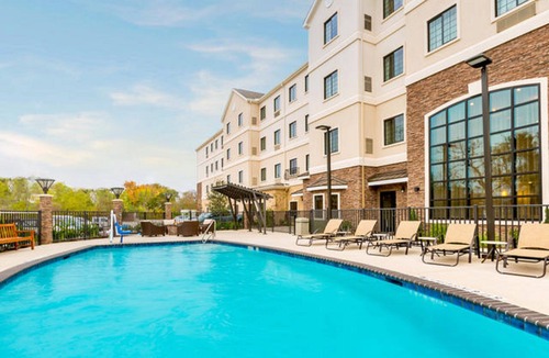Carter's Grove Condo | Texas A&M University! | Outdoor Pool