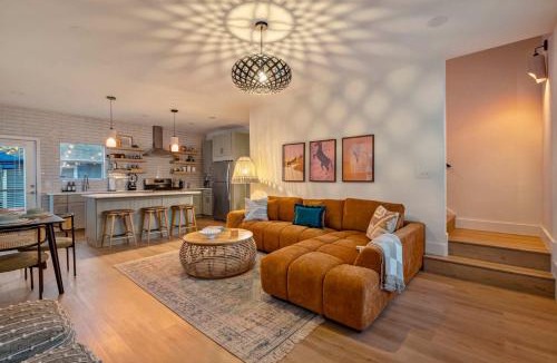 Chestnut House | The Backyard Collective 6BR 2 Homes Pool & More