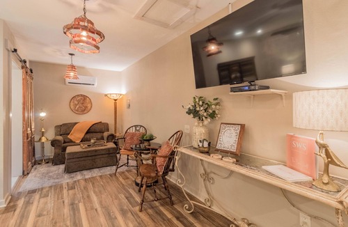 Comfort Apartment | The Bank Vault Casita Stay at Downright Comfort