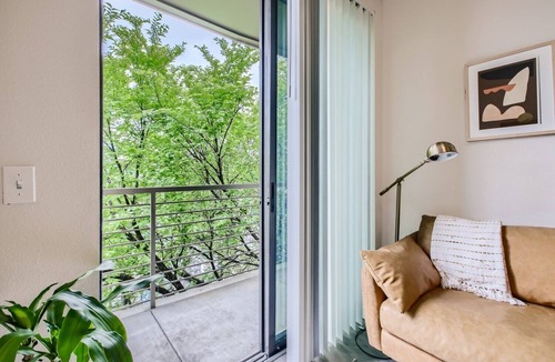 East Cesar Chavez Apartment | The Bindel l East Austin l Amazing Location