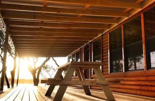 Breckenridge Cabin | The Blue Lagoon Casita on Hubbard Shores