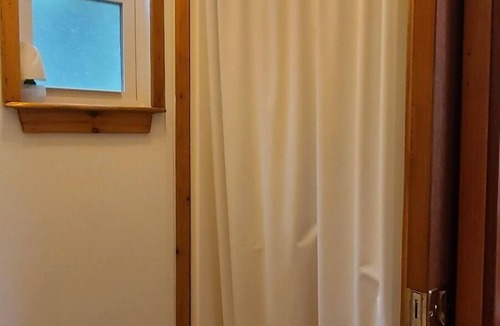 Chico Cabin | The Captains Quarters at Northside Marina & Resort